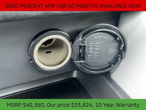 New 2025 Mitsubishi Outlander SE image 51