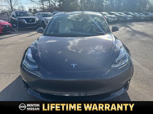 Used 2023 Tesla Model 3 Standard Range image 9