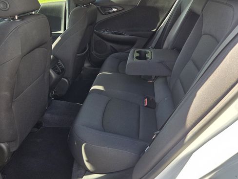 Used 2024 Chevrolet Malibu LT image 4