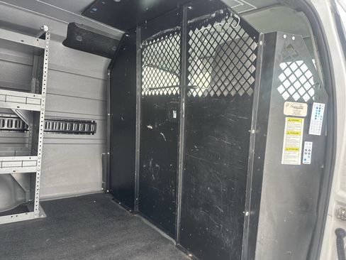 Used 2009 Ford E-250 and Econoline 250 E 250 3dr Cargo Van image 26