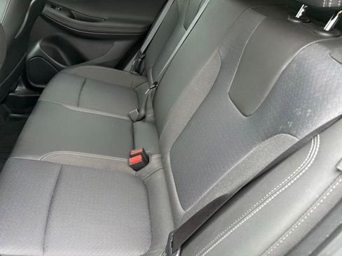 Used 2023 Buick Encore GX Preferred w/ Cold Weather Comfort Package AWD/4WD image 10