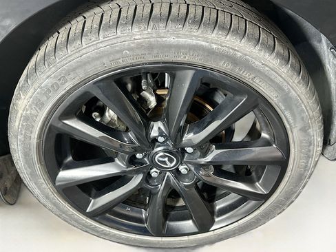 Used 2024 MAZDA MAZDA3 s image 11