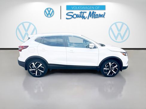 Used 2022 Nissan Rogue Sport SL image 8