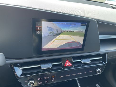 New 2026 Kia Niro LX FWD image 20