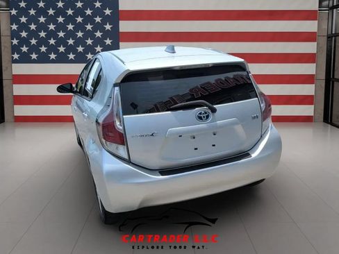 Used 2015 Toyota Prius C Four FWD image 5