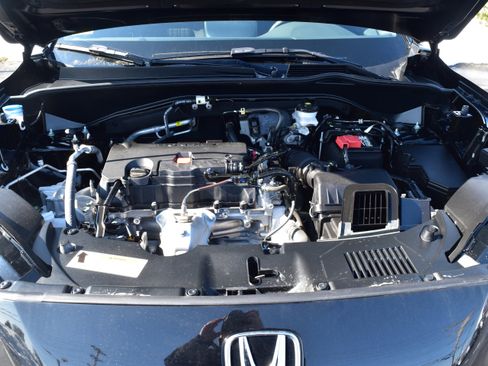 Certified 2024 Honda HR-V Sport image 8