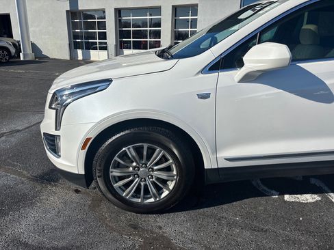 Used 2017 Cadillac XT5 Luxury image 7