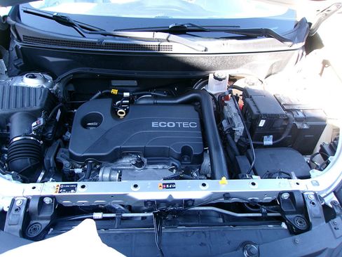 Used 2020 Chevrolet Equinox LS w/ LS Convenience Package image 11