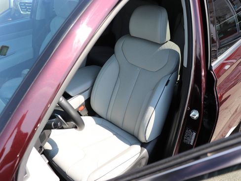 Used 2025 Hyundai Palisade SEL AWD/4WD image 11
