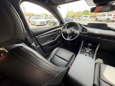 Used 2019 MAZDA MAZDA3 Hatchback image 13