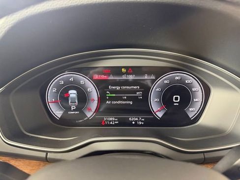 Used 2023 Audi Q5 2.0T Premium Plus w/ Premium Plus Package image 13