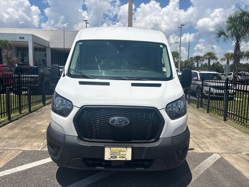 Used 2024 Ford Transit 250 148 Medium Roof RWD image 5