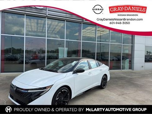 New 2026 Nissan Sentra SR image 1