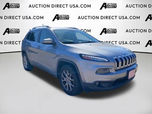 Used 2016 Jeep Cherokee Latitude w/ Trailer Tow Group image 20