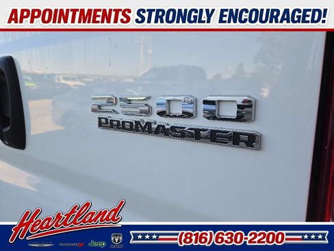 Used 2025 RAM ProMaster 2500 w/ Convenience Group FWD image 19