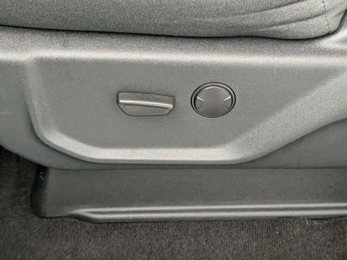 Used 2022 Ford Expedition XLT image 14