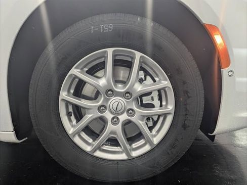 New 2026 Chrysler Pacifica Select image 36