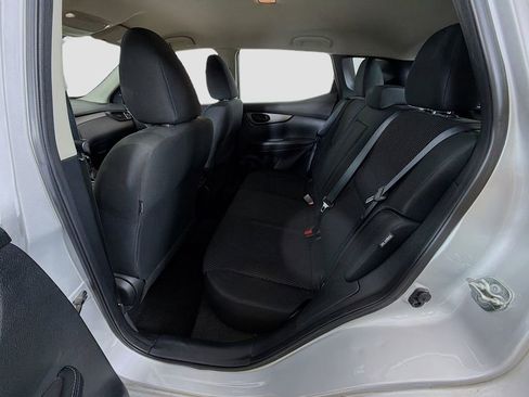 Used 2021 Nissan Rogue Sport S image 20