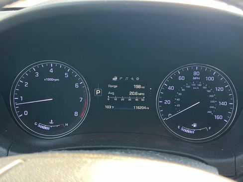 Used 2016 Hyundai Genesis 3.8 RWD image 28