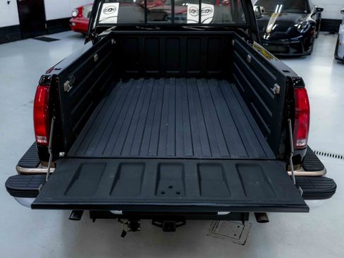 Used 1988 Chevrolet Silverado 1500 4x4 Regular Cab image 36