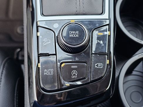 Used 2025 Kia Sportage EX w/ Premium Package image 27