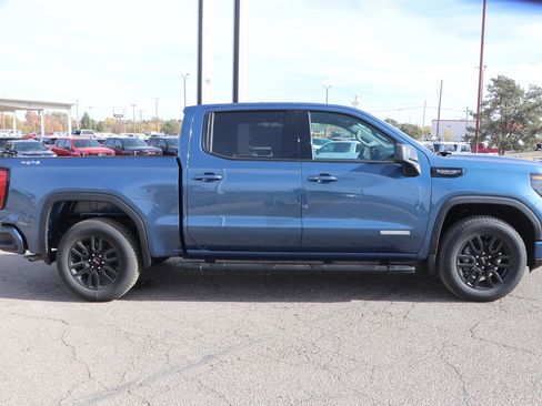 New 2026 GMC Sierra 1500 Elevation w/ LPO, Elevation Black Package image 8