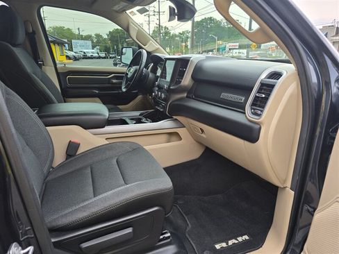 Used 2019 RAM 1500 Big Horn AWD/4WD image 11