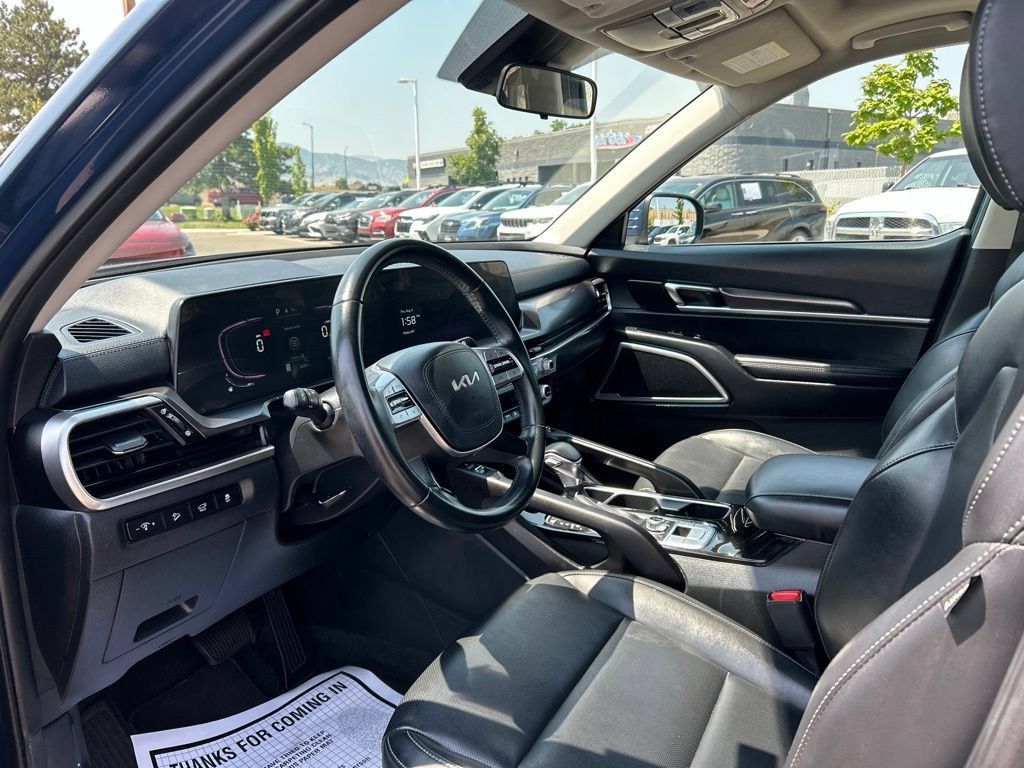 Used 2025 Kia Telluride S AWD/4WD image 24