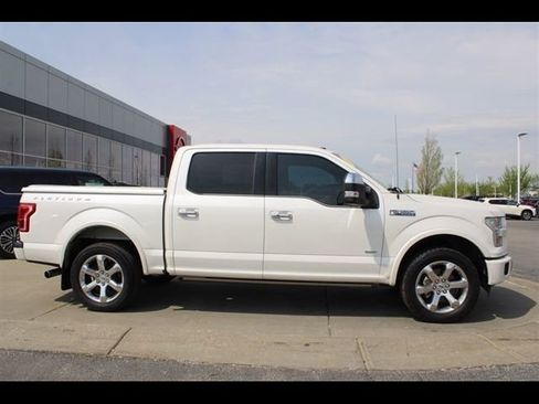 Used 2015 Ford F150 Platinum w/ Equipment Group 701A Luxury AWD/4WD image 6