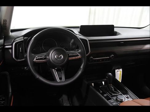 Used 2025 MAZDA CX-50 Meridian Edition AWD/4WD image 6