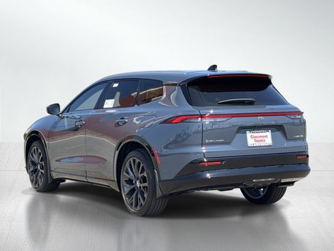 New 2026 Toyota Crown Signia AWD/4WD image 3