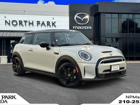 Used 2022 MINI Cooper SE FWD image 1