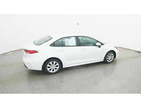 New 2026 Toyota Corolla LE image 10