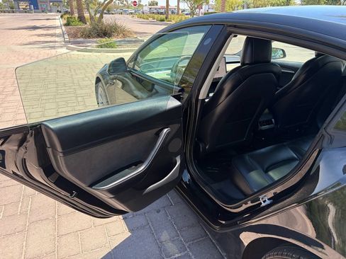 Used 2022 Tesla Model 3 RWD image 10