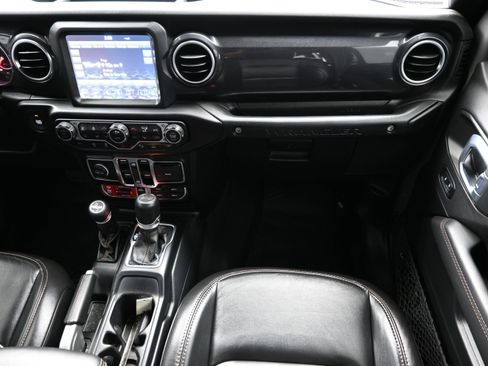 Used 2021 Jeep Wrangler Unlimited Rubicon w/ Dual Top Group image 38