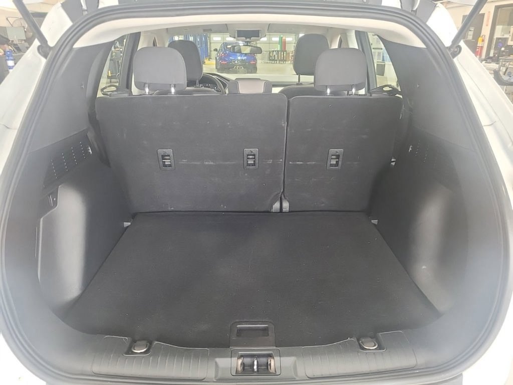 Used 2022 Ford Escape S AWD/4WD image 6