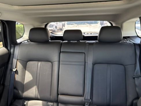 Used 2026 MAZDA CX-50 AWD 2.5 S w/ Premium Package image 9