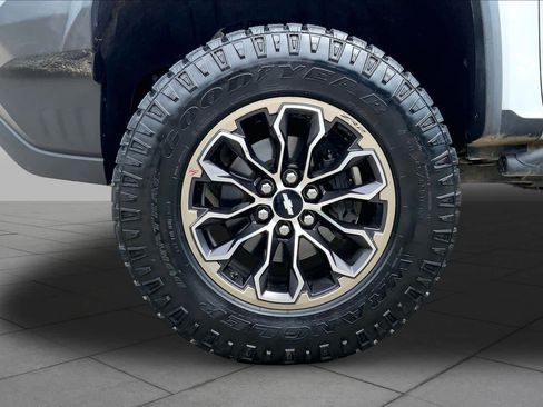 Used 2018 Chevrolet Colorado ZR2 AWD/4WD image 10