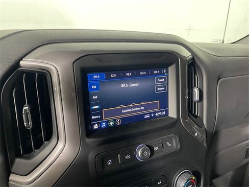 Used 2022 Chevrolet Silverado 1500 Custom Trail Boss w/ Safety Confidence Package image 7