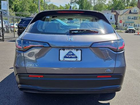 Certified 2024 Honda HR-V LX image 5
