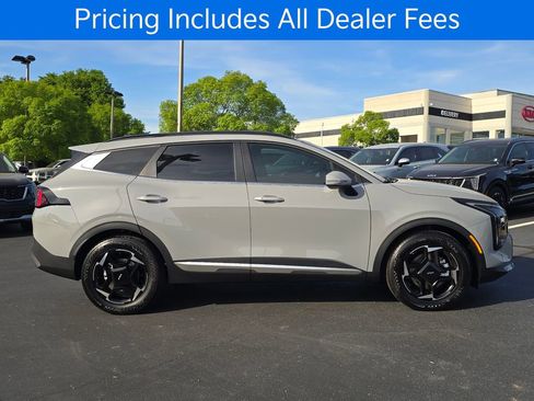 New 2026 Kia Sportage EX FWD image 2