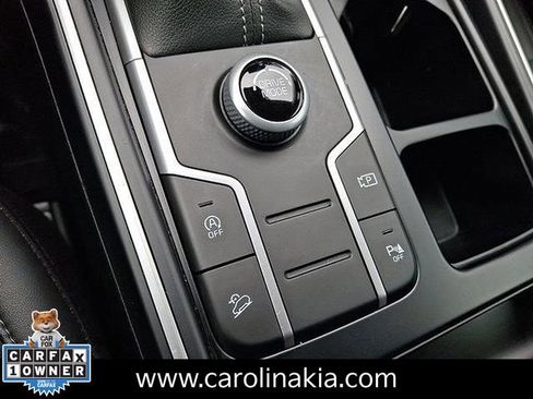 Used 2021 Kia Sorento S image 23