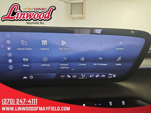 Used 2025 Buick Enclave Preferred FWD image 26