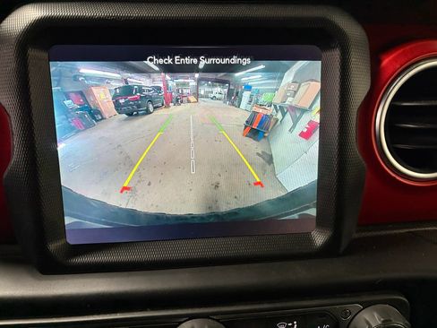 Used 2020 Jeep Wrangler Unlimited Rubicon AWD/4WD image 20