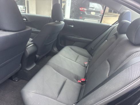 Used 2016 Honda Accord LX image 4
