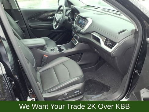 Used 2024 GMC Terrain SLT w/ Infotainment Package II image 23