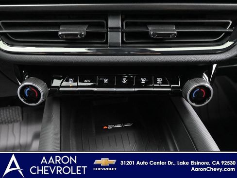 New 2026 Chevrolet Equinox EV RS image 11