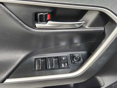 Used 2020 Toyota RAV4 XSE AWD/4WD image 15