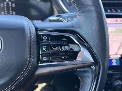 Used 2023 Jeep Grand Cherokee L Summit w/ High Altitude Package AWD/4WD image 25