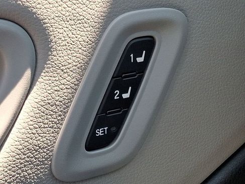 Used 2023 Honda Pilot Elite image 26